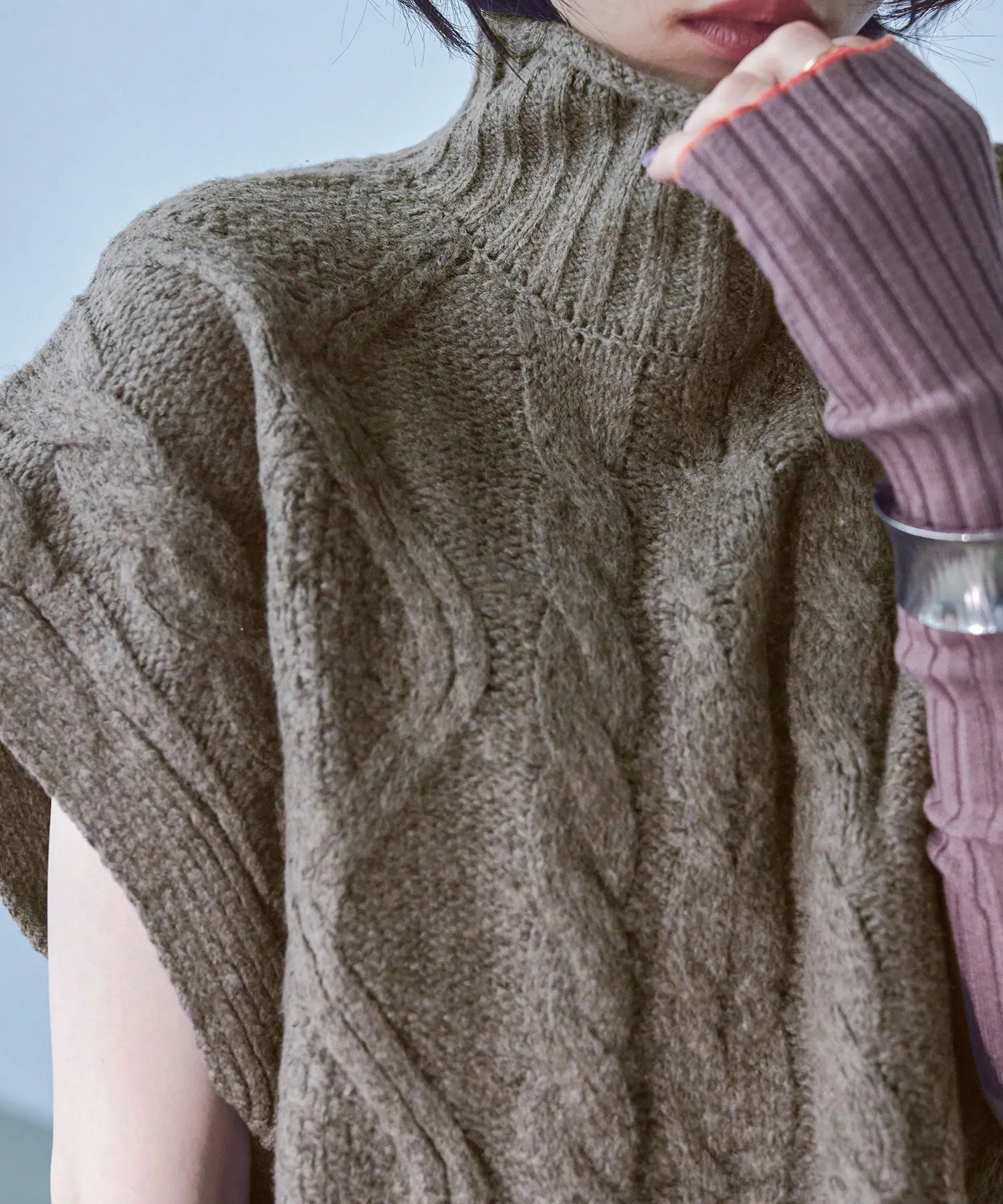 Cable Knit Turtleneck Vest