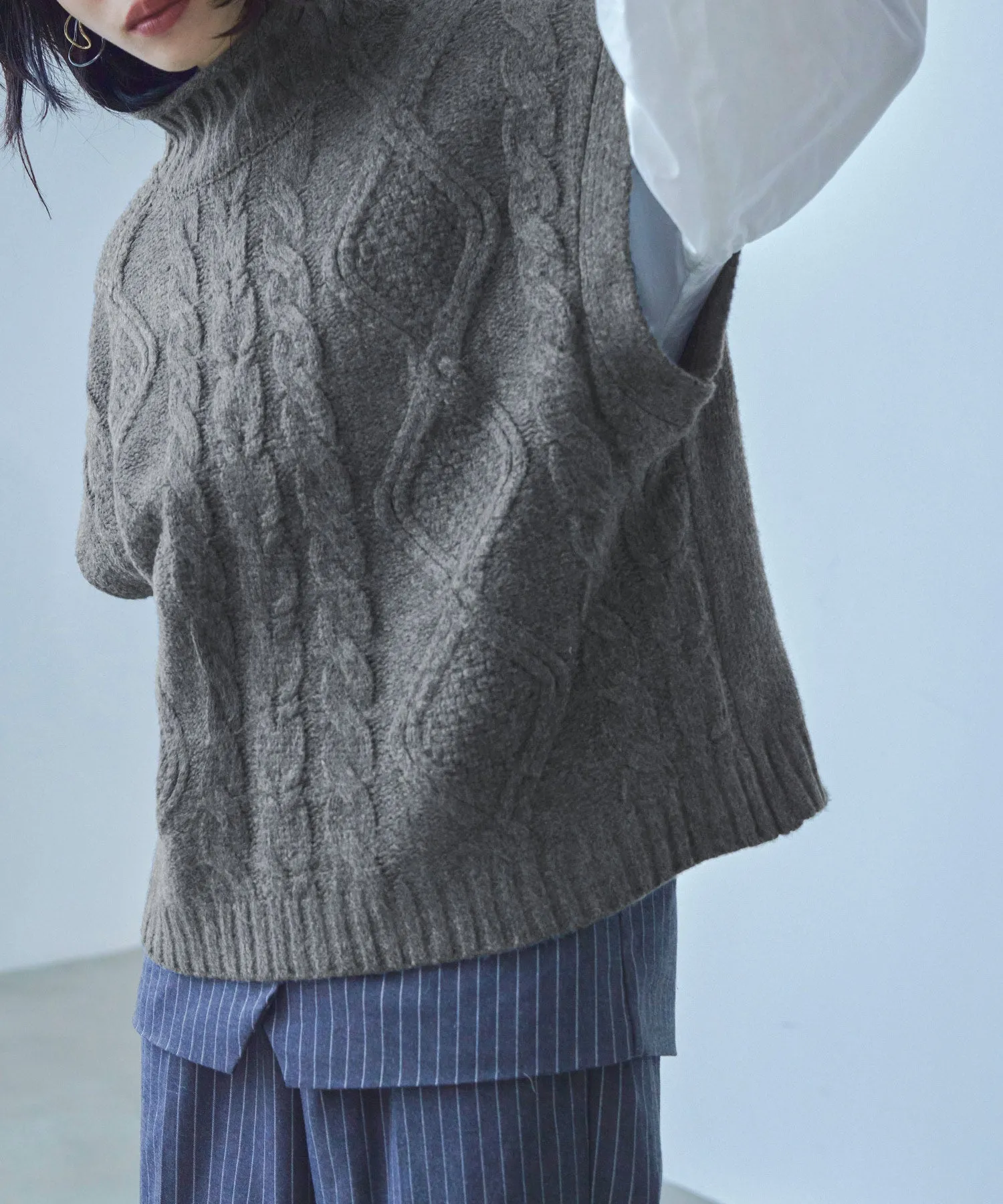 Cable Knit Turtleneck Vest