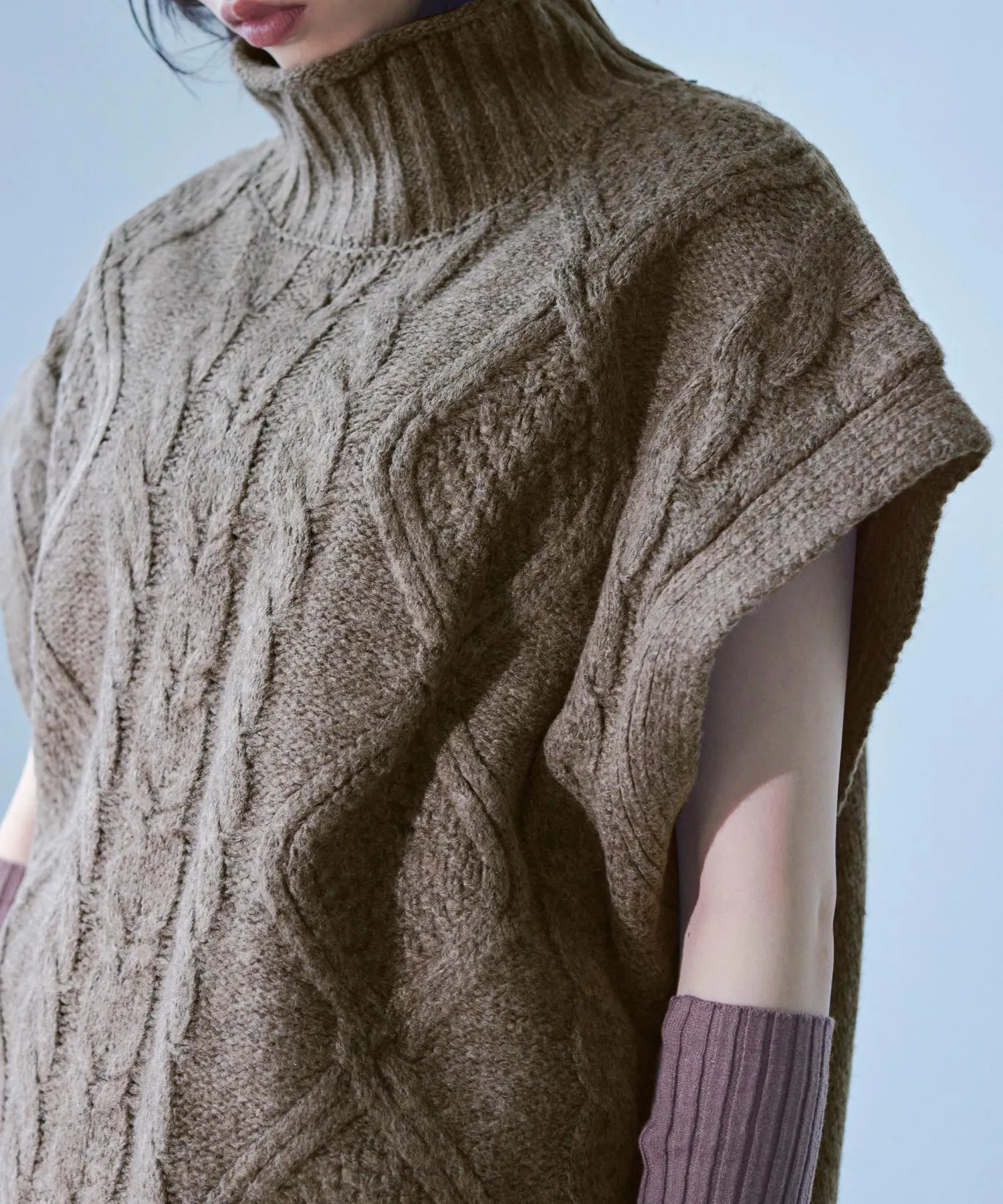 Cable Knit Turtleneck Vest