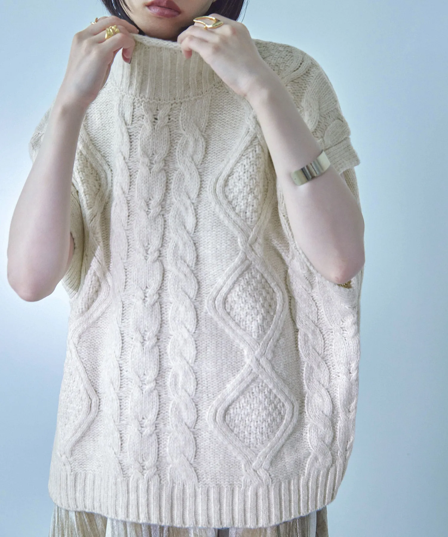 Cable Knit Turtleneck Vest