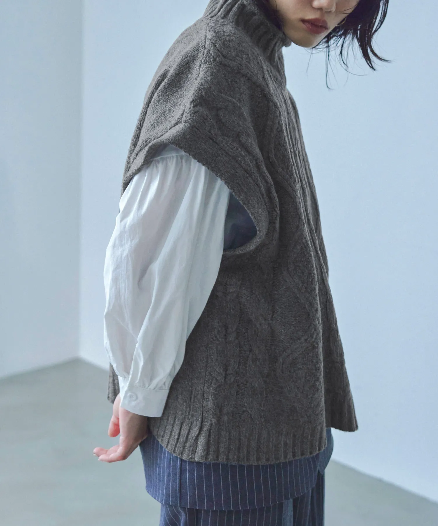 Cable Knit Turtleneck Vest
