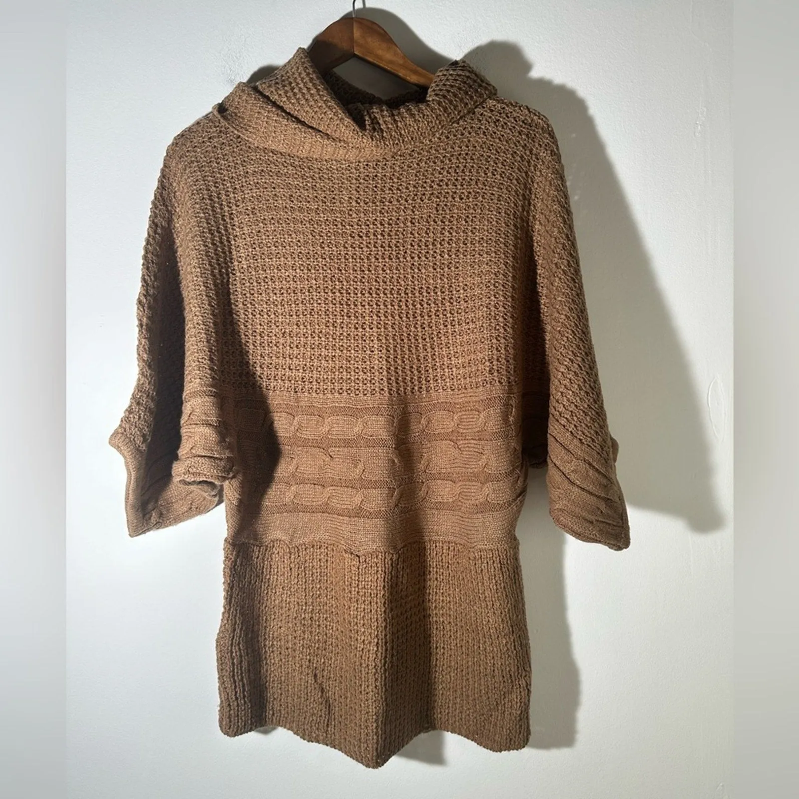 De Rothchild Knit Turtleneck Cowl Sweater