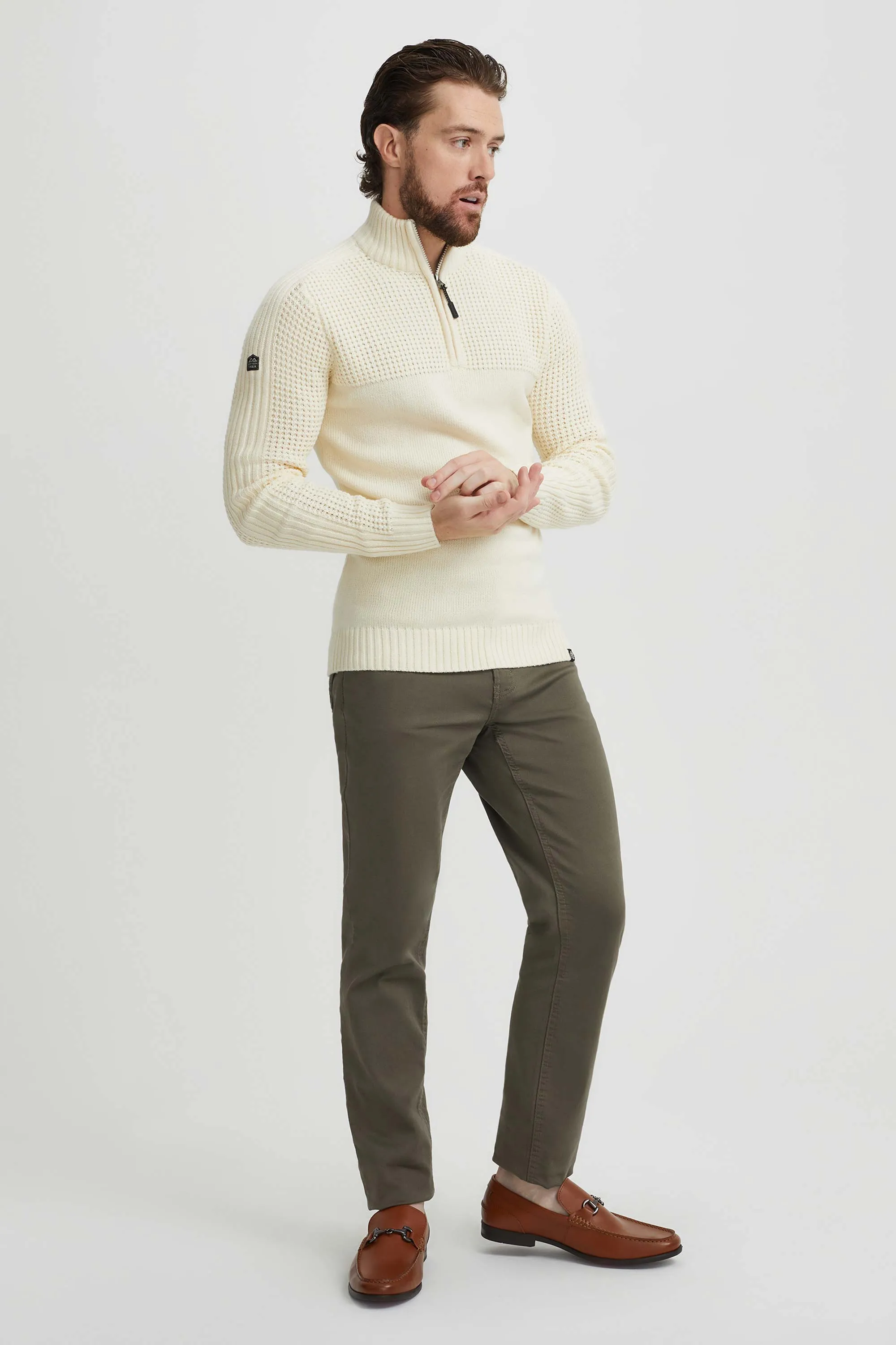 Knit half-zip collar