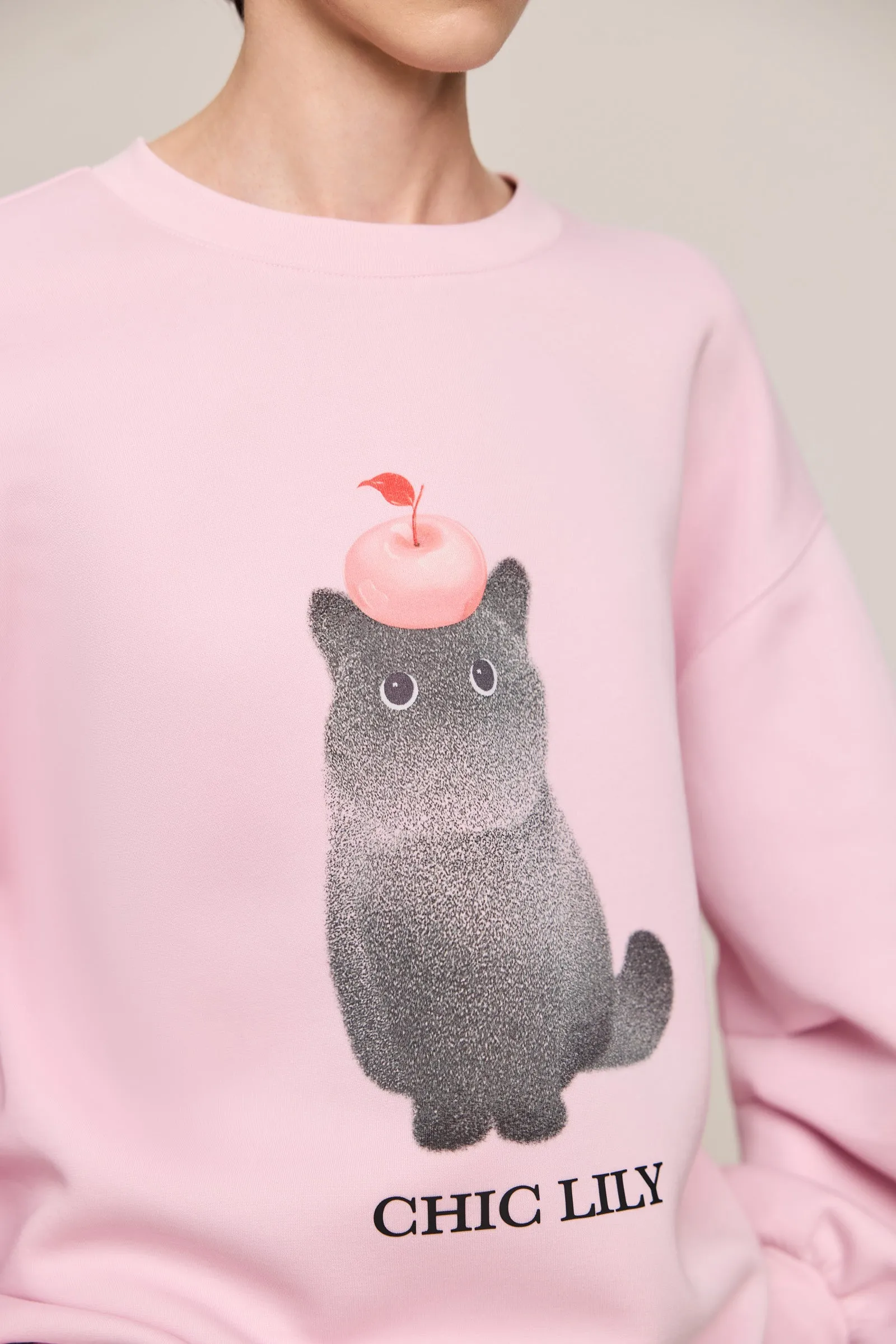 LILY Cat Graphic Crewneck Pullover Sweatshirt