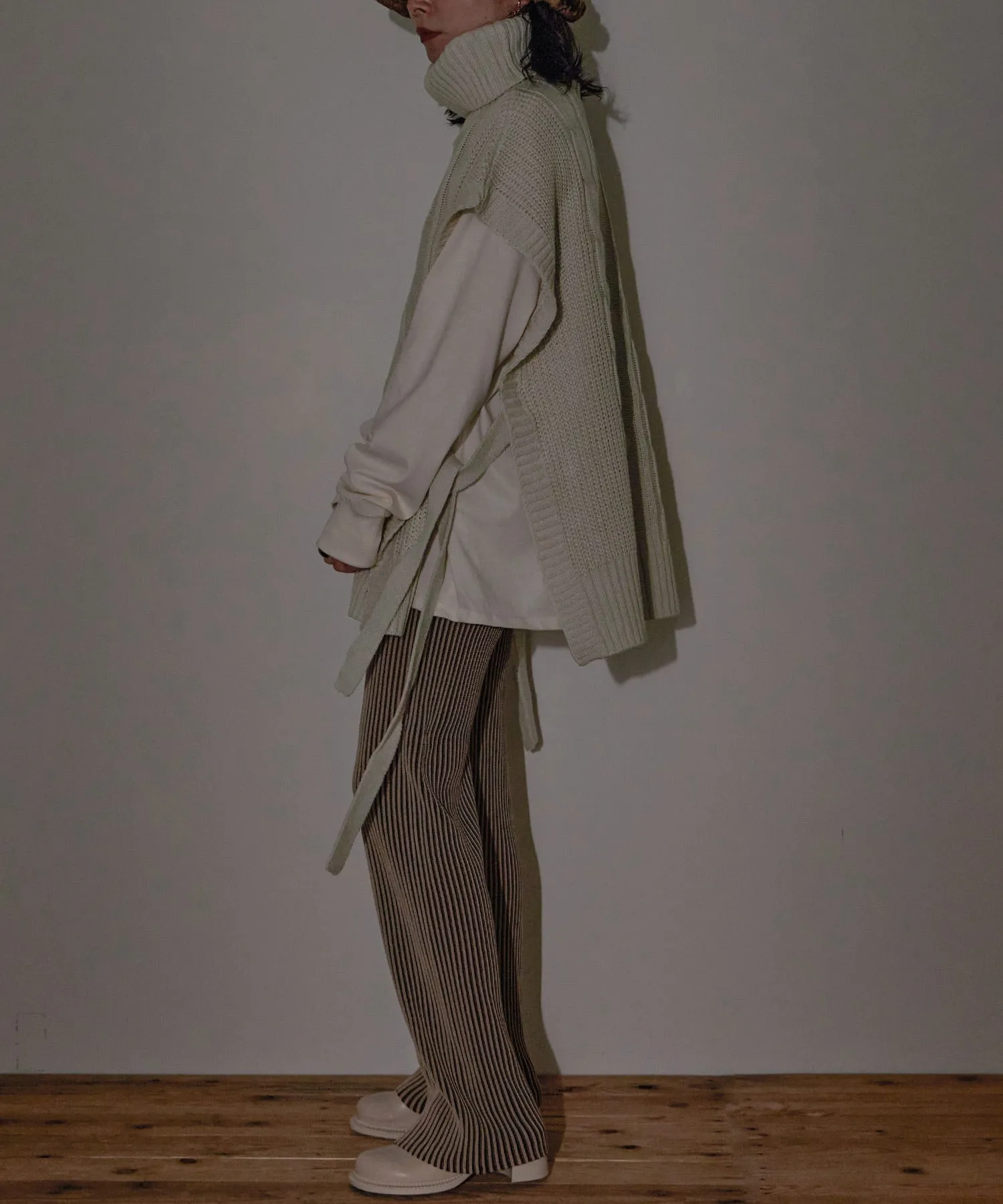 Turtleneck Knit Vest
