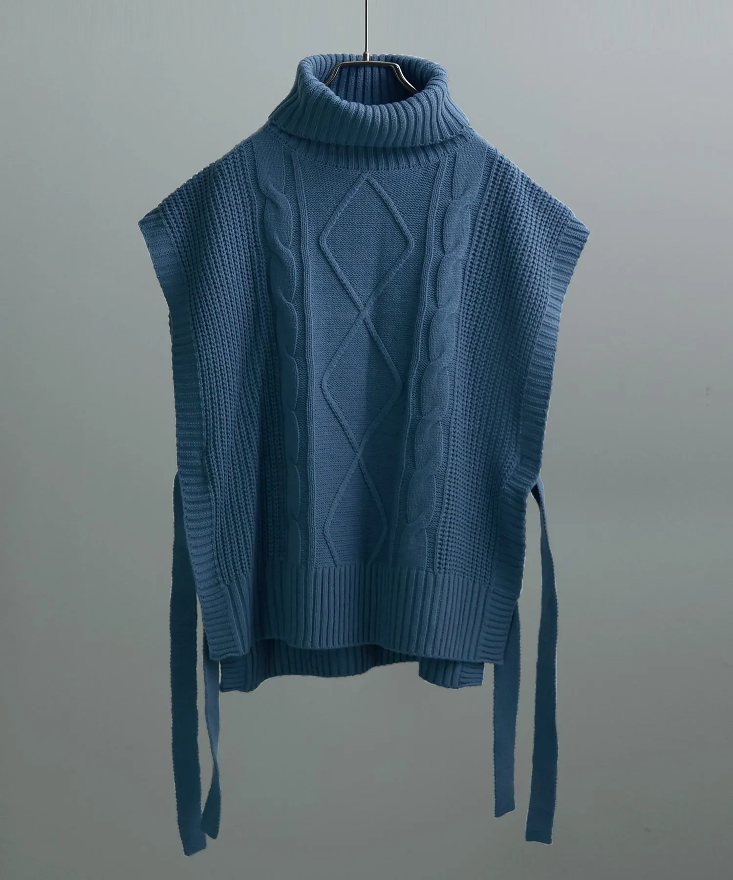 Turtleneck Knit Vest