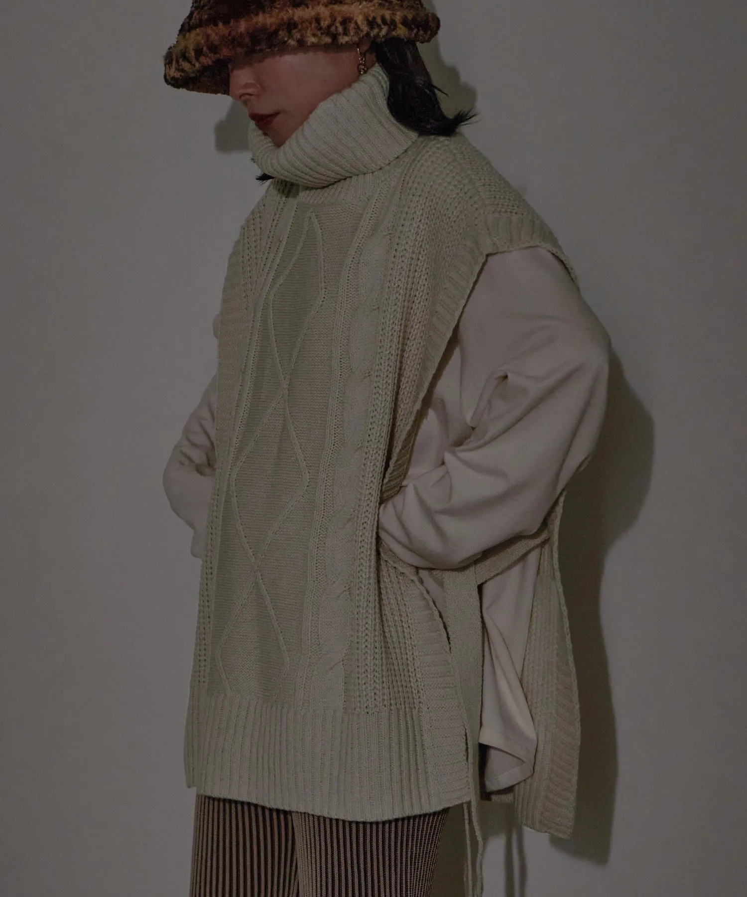 Turtleneck Knit Vest