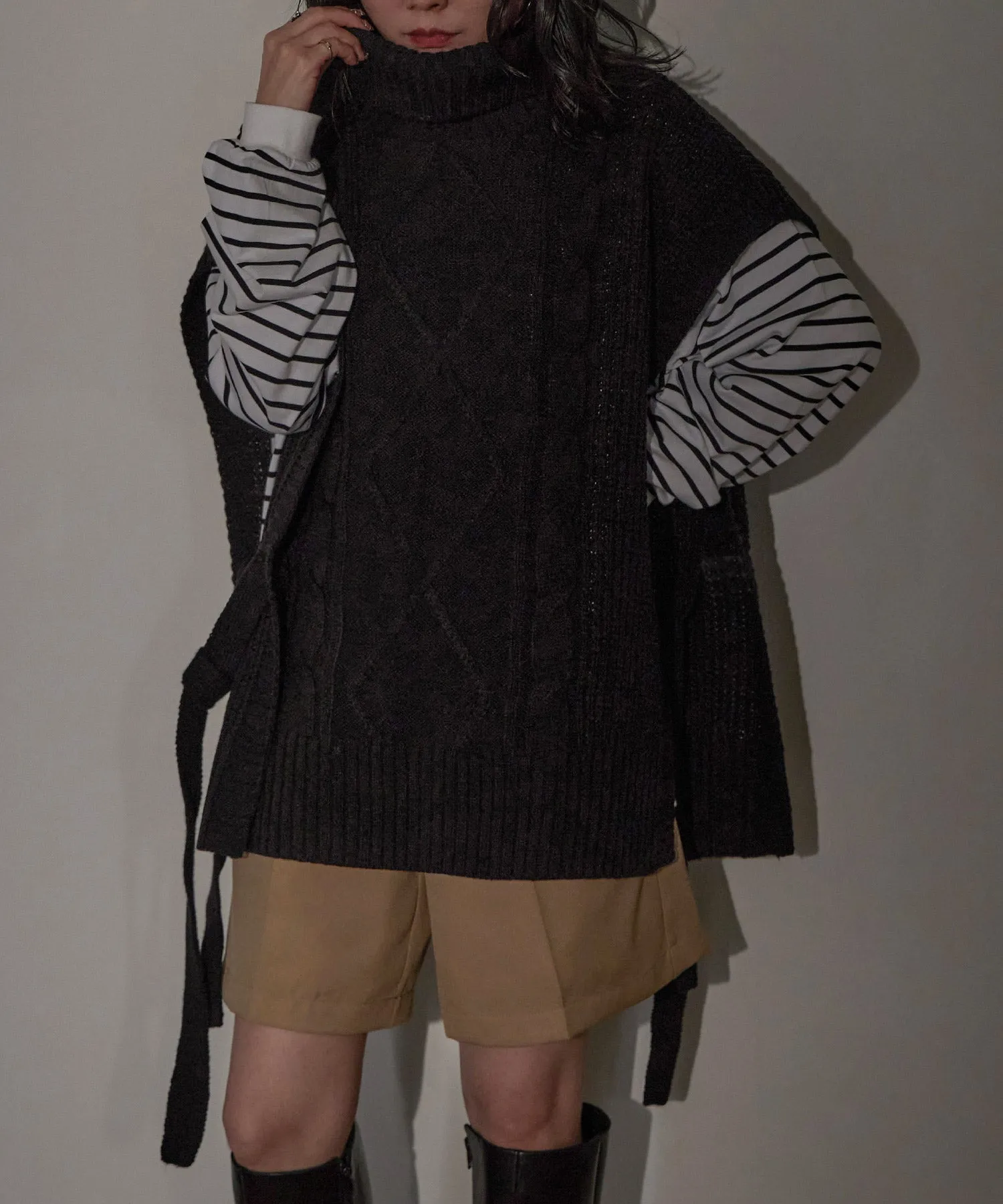 Turtleneck Knit Vest