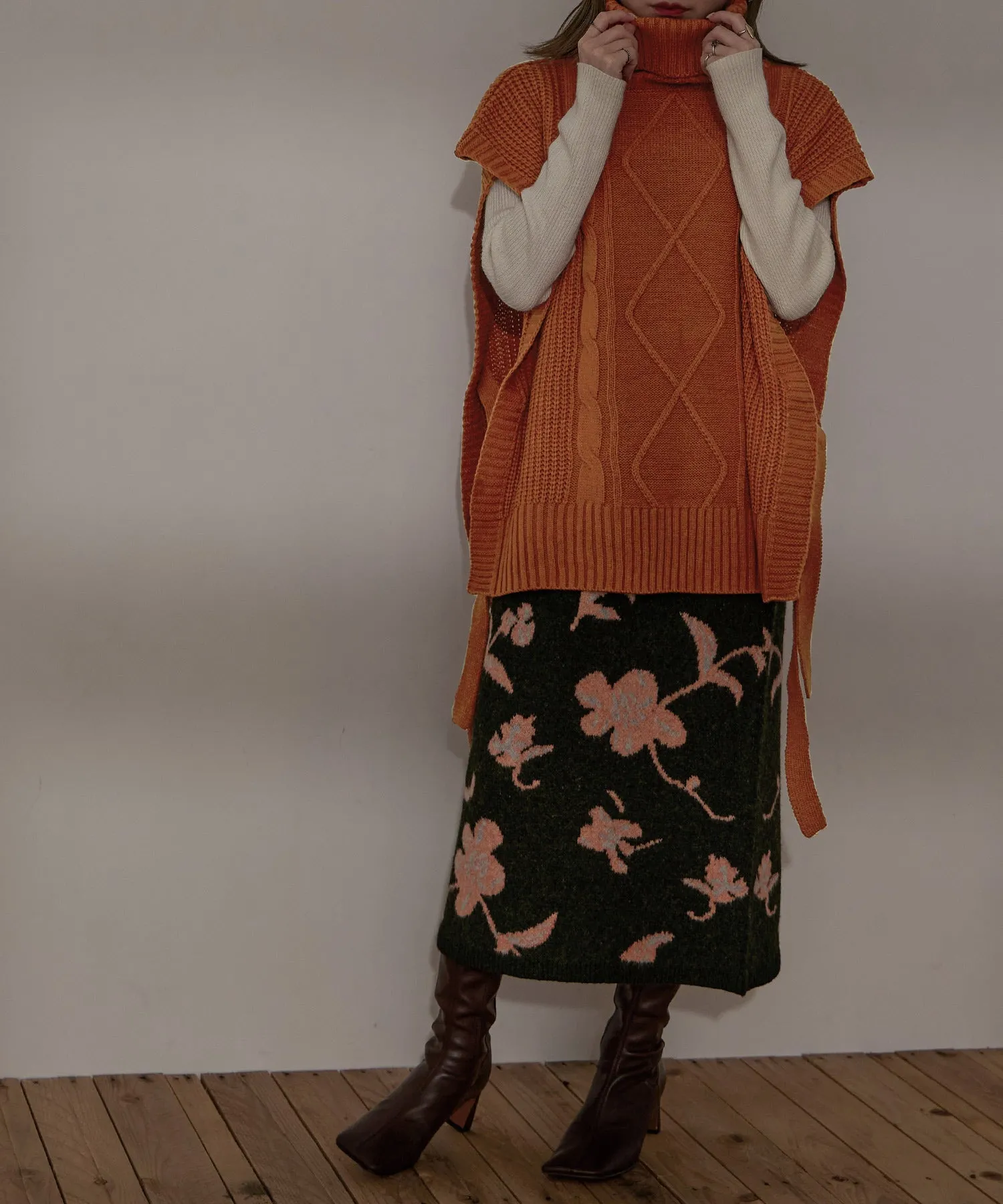 Turtleneck Knit Vest