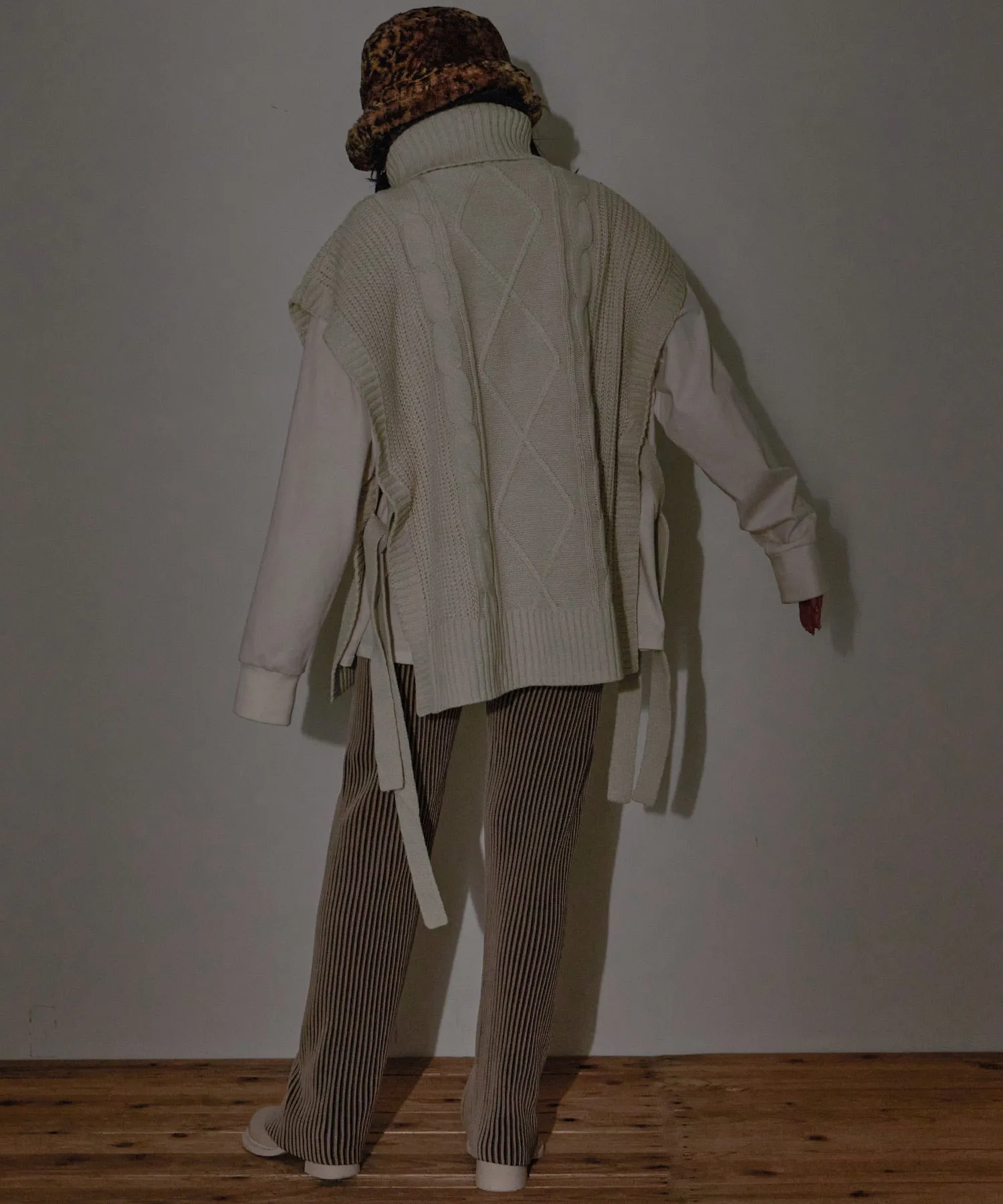 Turtleneck Knit Vest