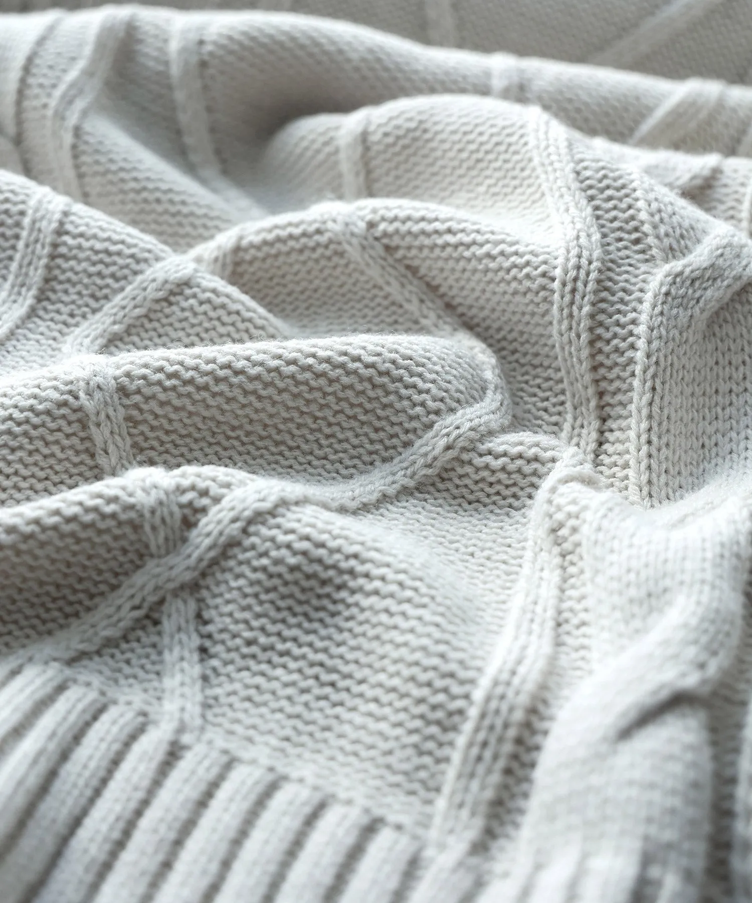 Turtleneck Knit Vest