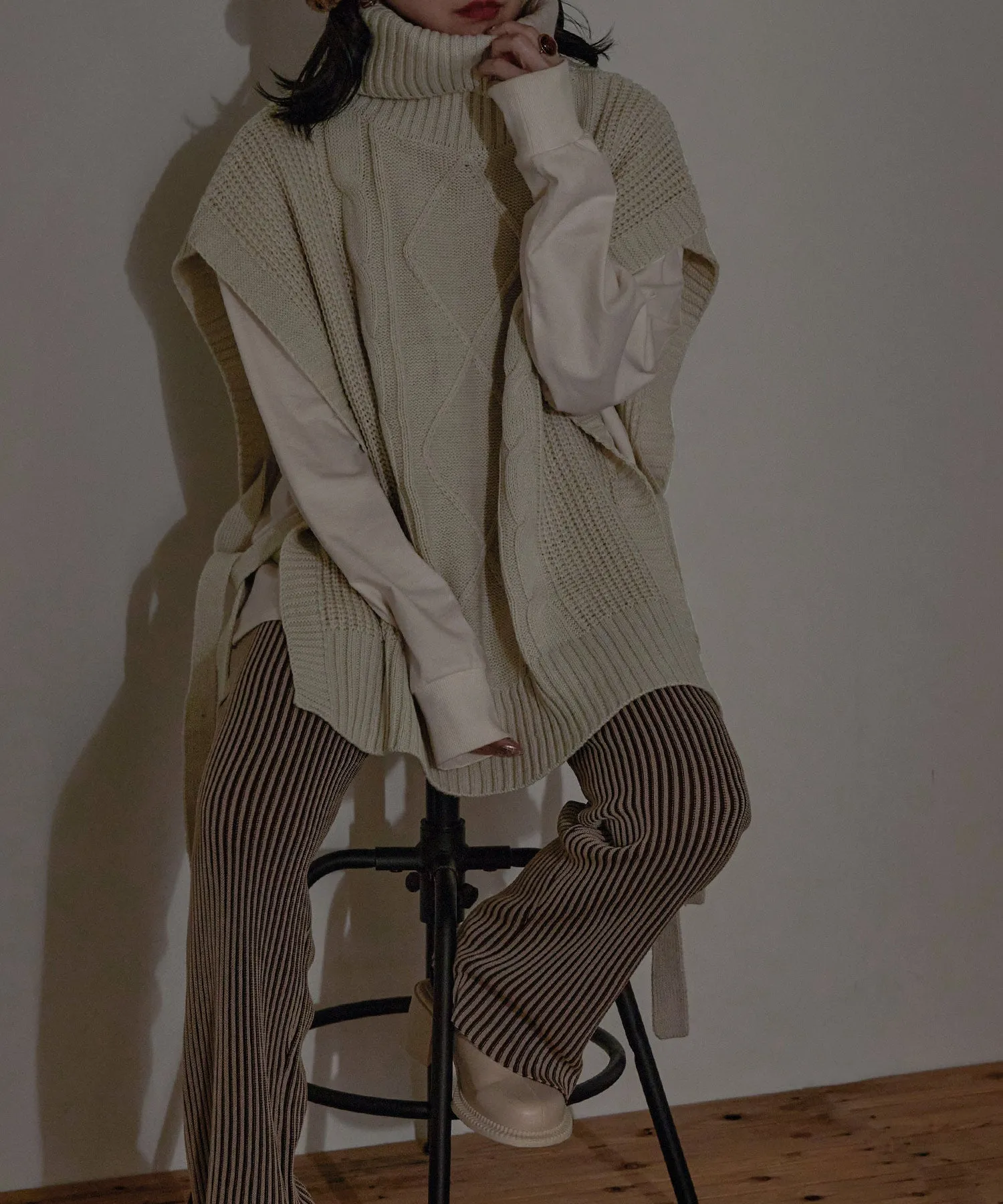 Turtleneck Knit Vest