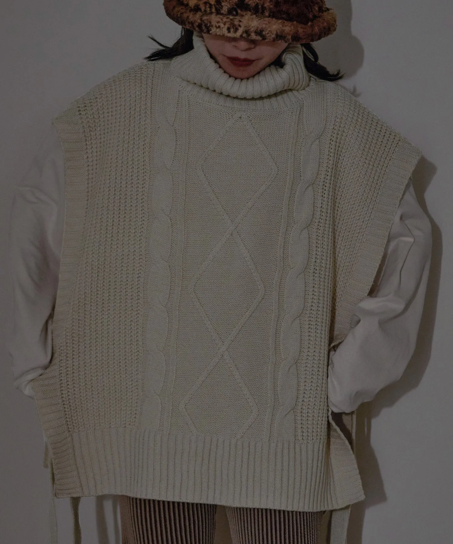 Turtleneck Knit Vest