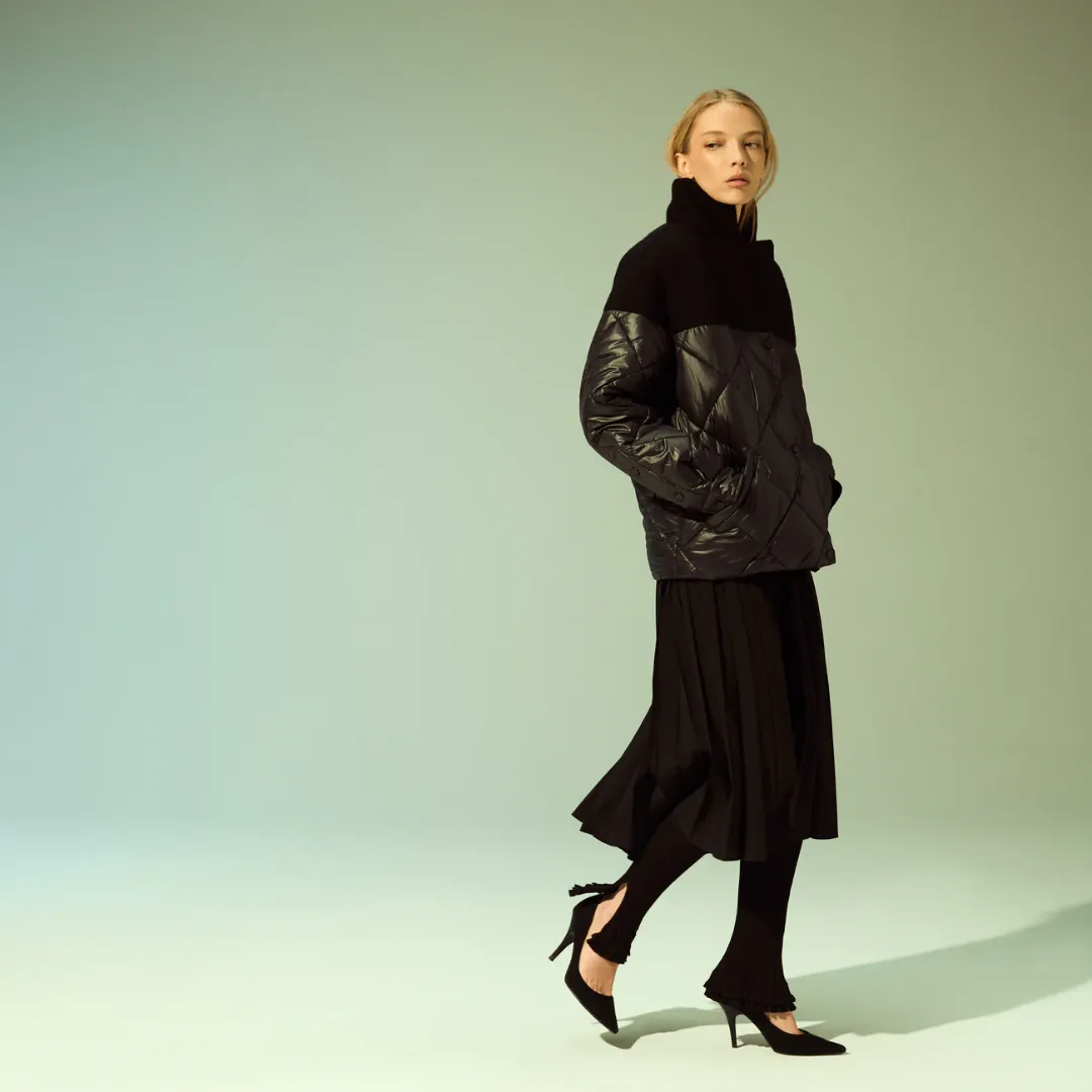 Wool Shoulder Bomber Jacket (Black)